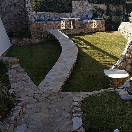 Agia Marina MikrolimanouΤο Πετρινο别墅 外观 照片