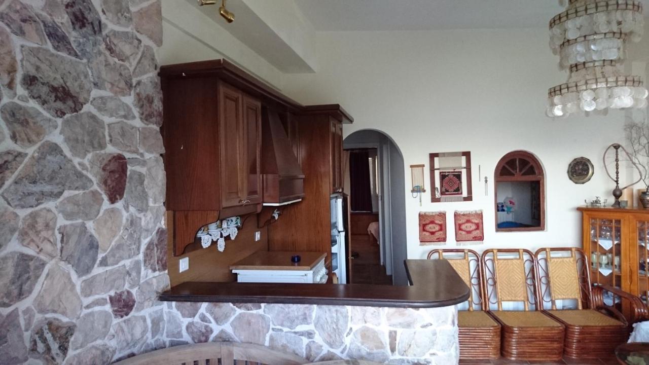 Agia Marina MikrolimanouΤο Πετρινο别墅 外观 照片