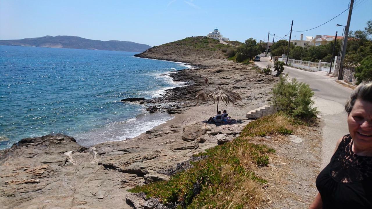 Agia Marina MikrolimanouΤο Πετρινο别墅 外观 照片